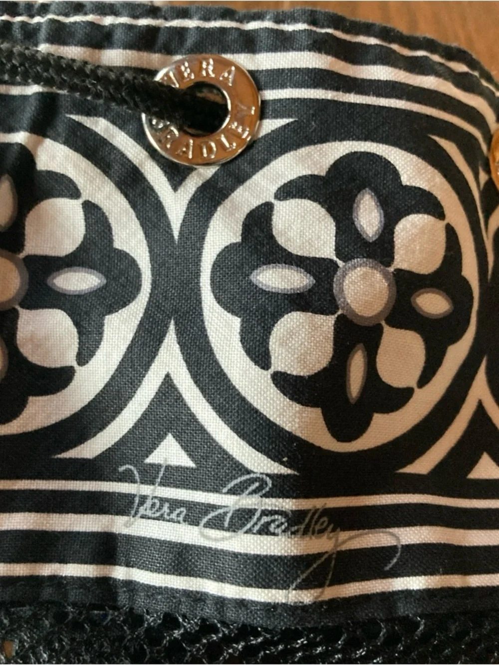 Vera Bradley Black White Medallion Mesh Tote  Logo Eyelet yoga mat beach bag
